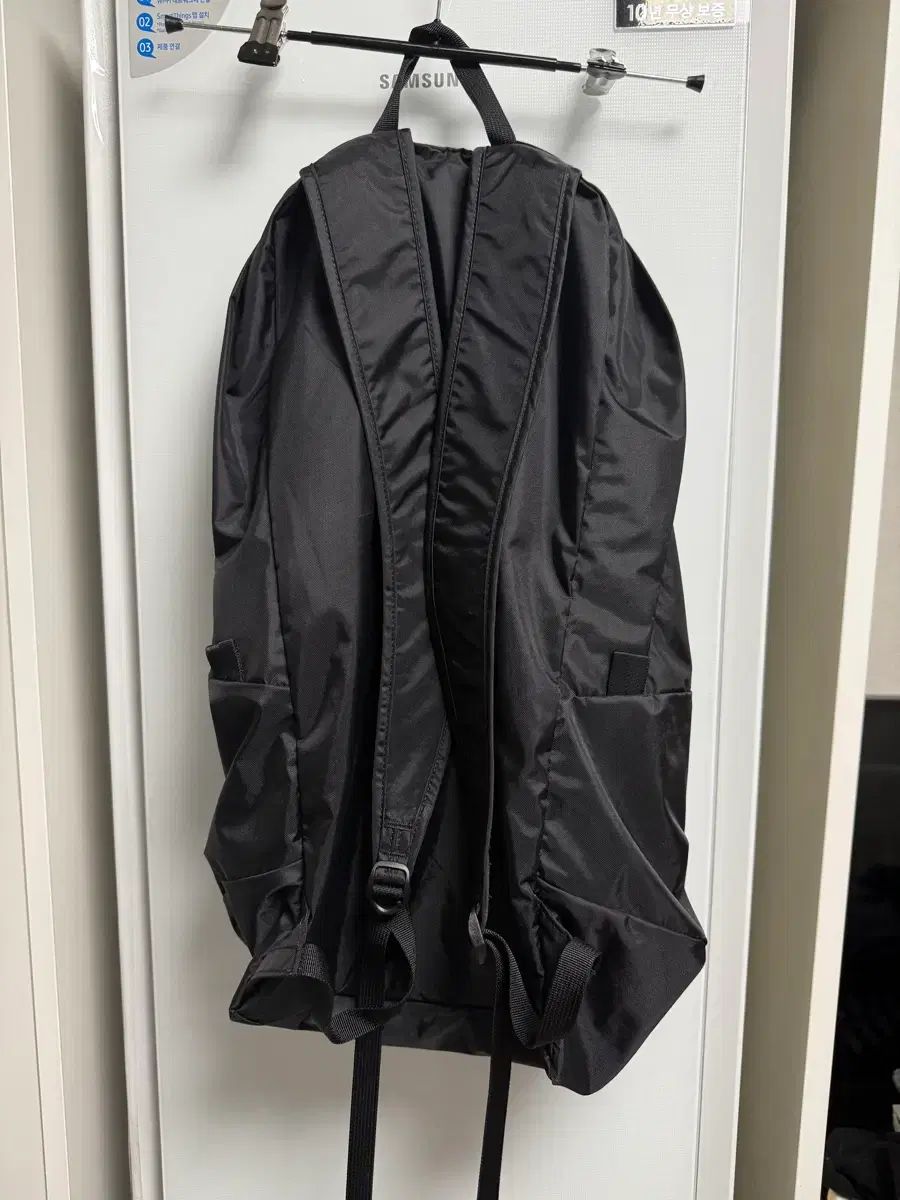 モンベル ポケッタブルデイパック 20 ブラック