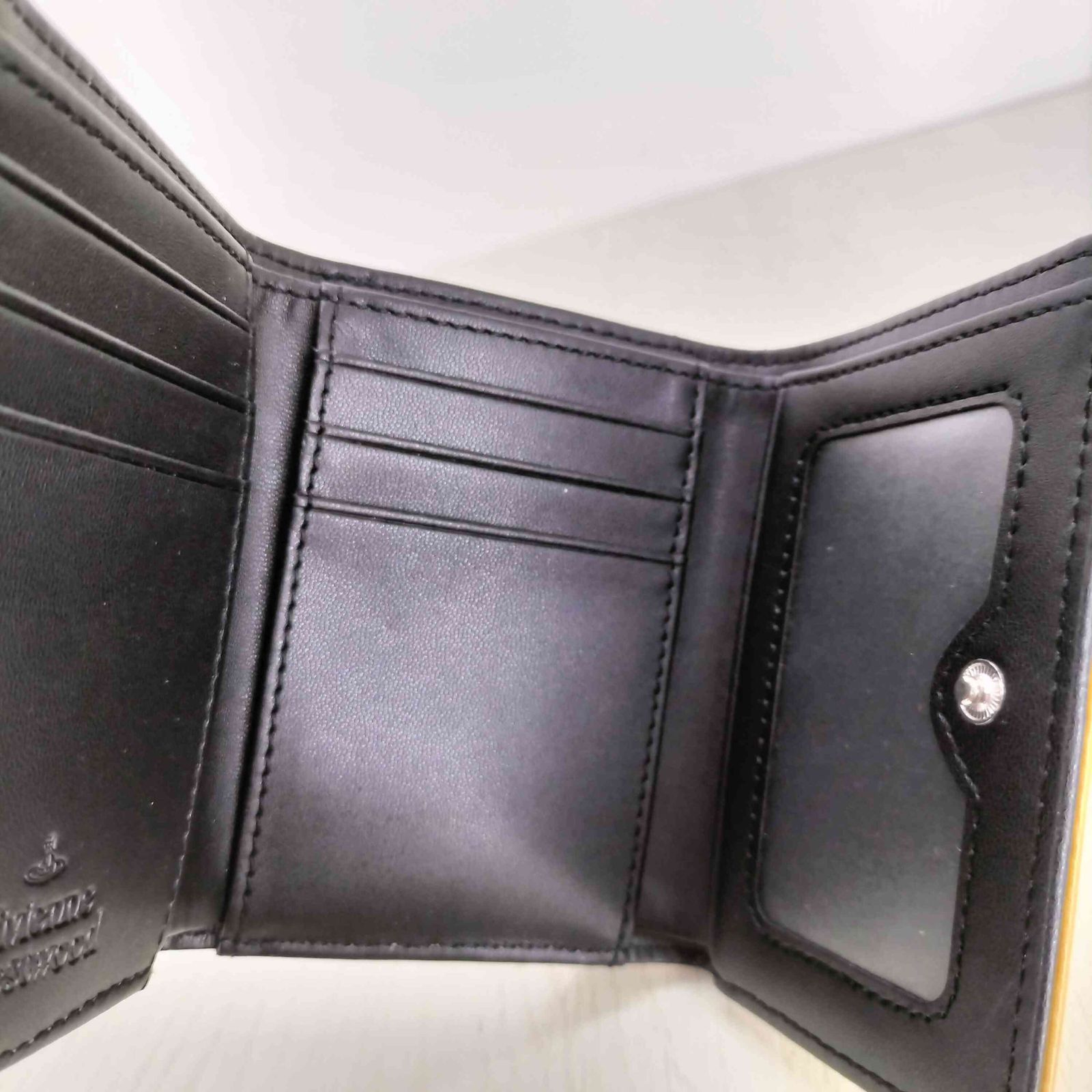 ヴィヴィアンウエストウッド Vivienne Westwood RE-VEGAN GRAIN SMALL