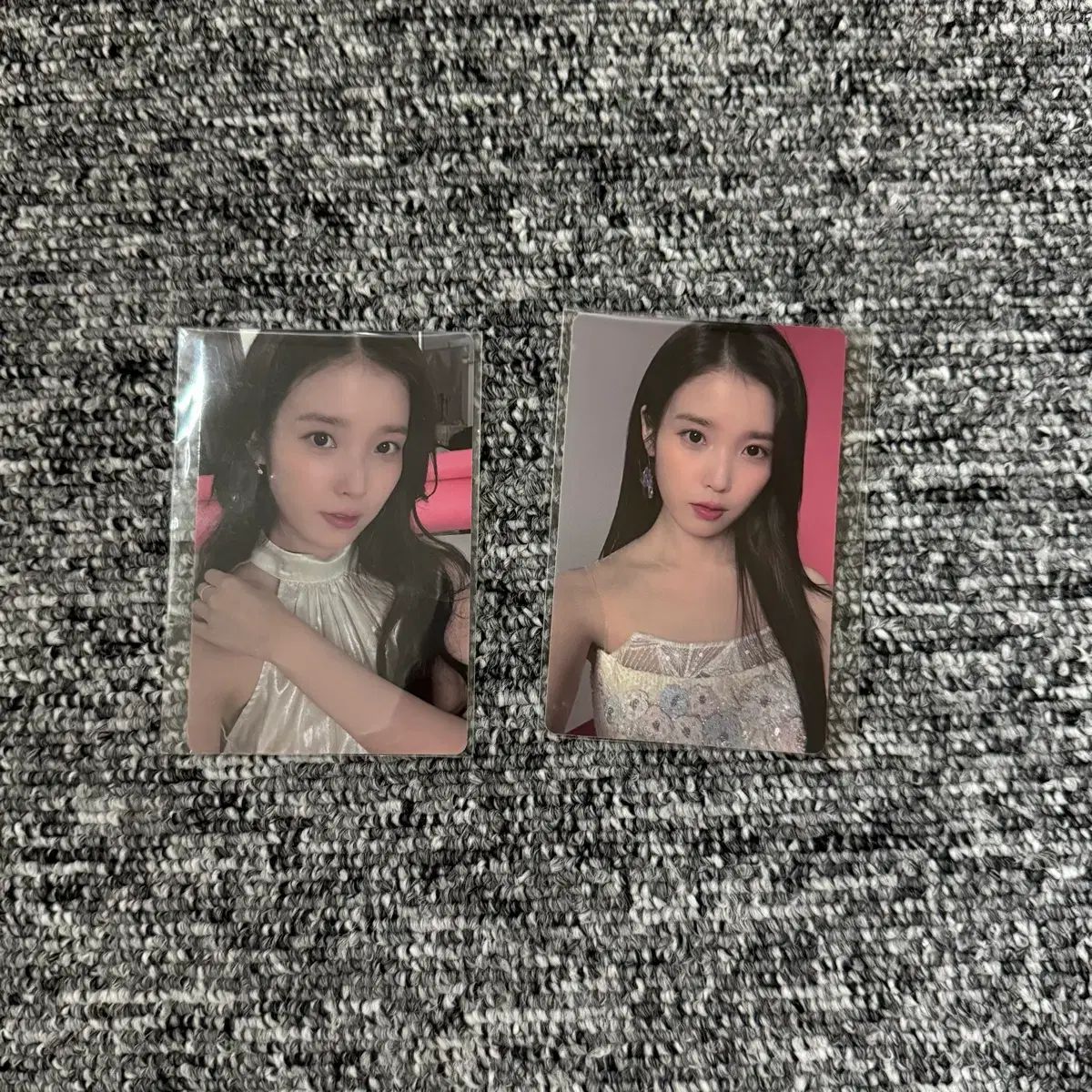 IU ポップアップ グッズ 特典 トレカ - メルカリ