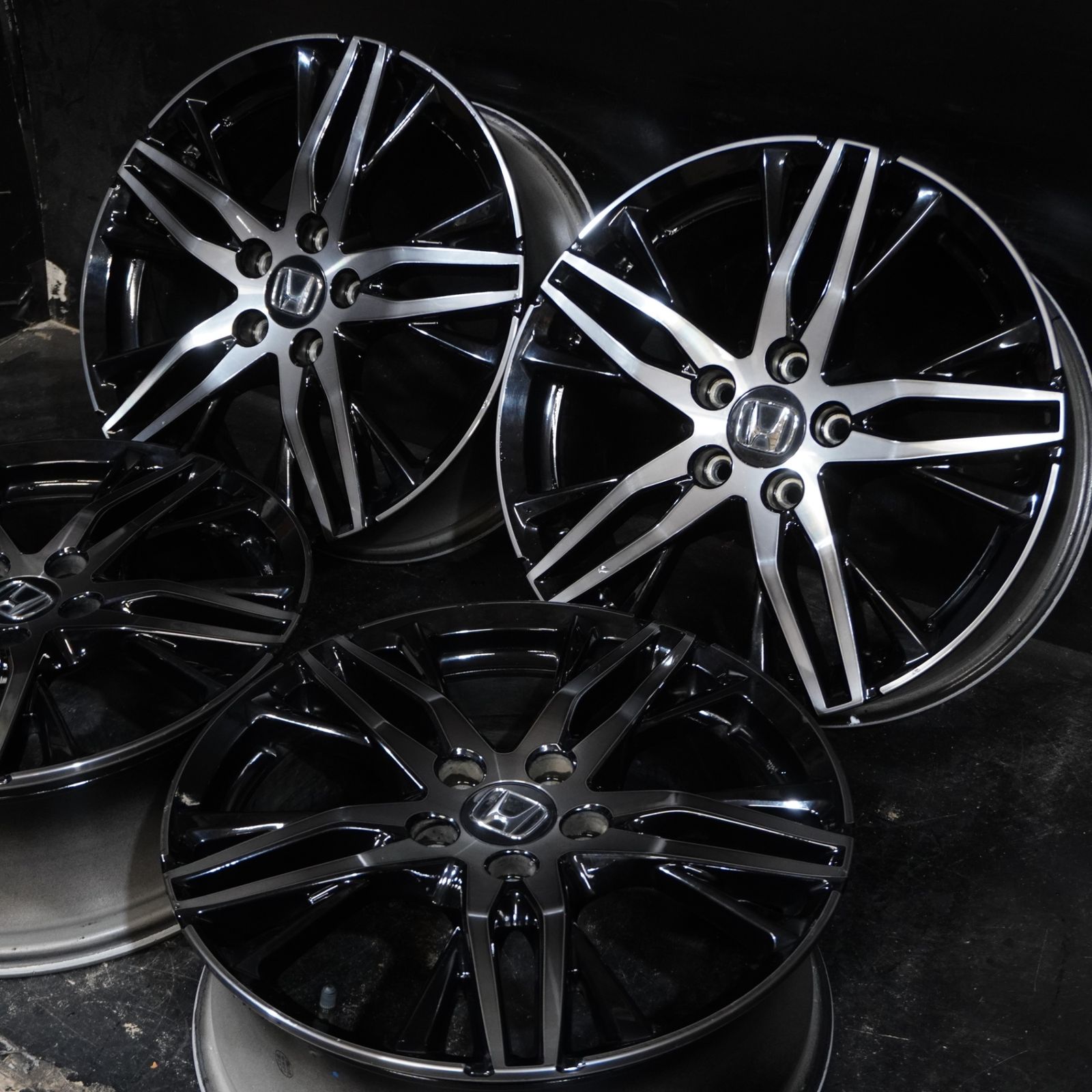 RC オデッセイ アブソルート 18 7 J 55 114 3 5 H 球面 4本 ヴェゼル ステップワゴンにも