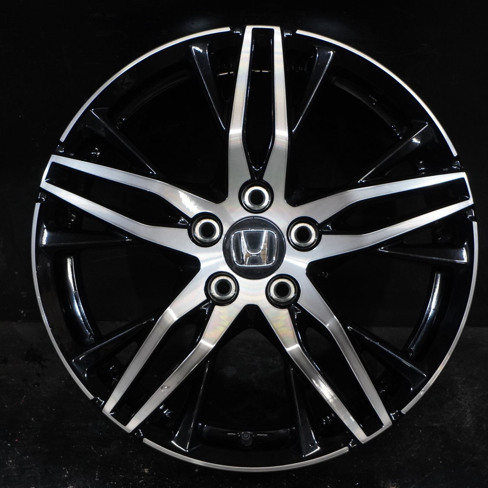 RC オデッセイ アブソルート 純正 【 18×7J +55 114.3 5H 球面 4本