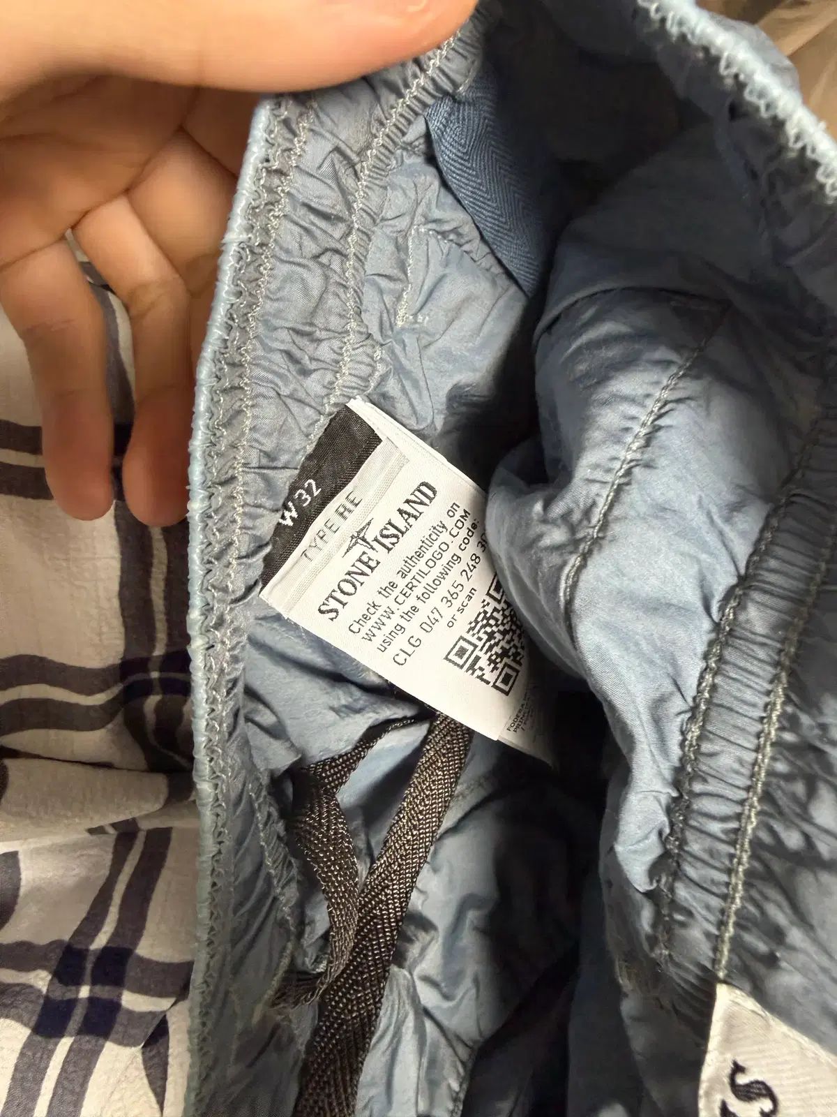 パッカブル ナイロン