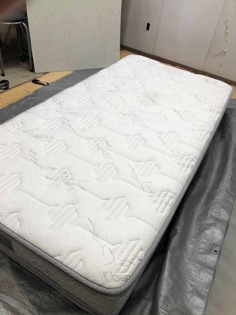 リビンズ オリビア ハード 両面使用 ポケットコイルマットレス 251001