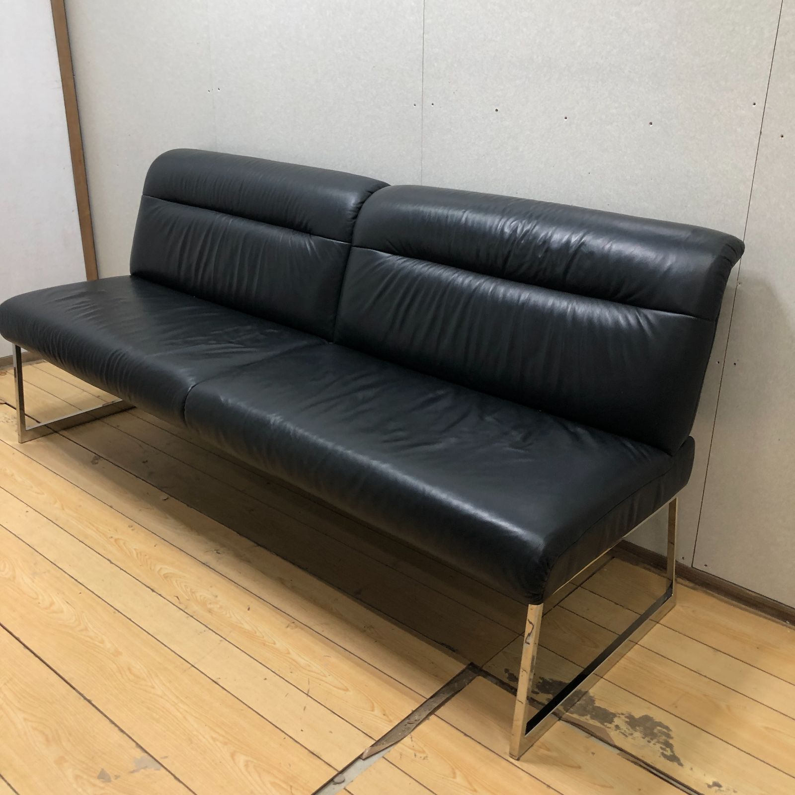 JOOP! ヨープ himolla ヒモラ ドイツ製 本革 3人掛けソファ ブラック レザー 家具 モダンデザイン 75041 2 050