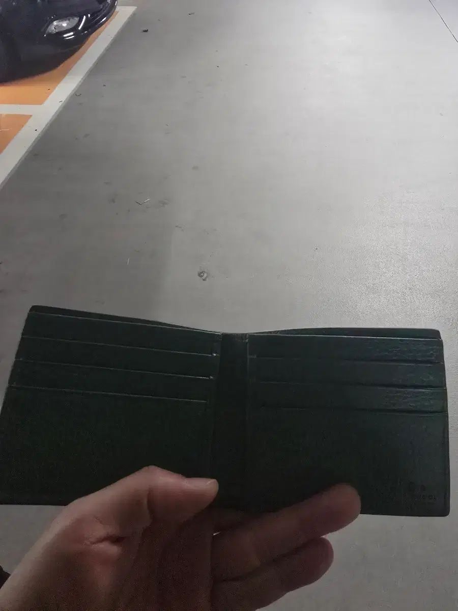 グッチ GUCCI 二つ折り財布 インターロッキング ツートン ブラック グリーン 610464 長財布 小物 メンズ