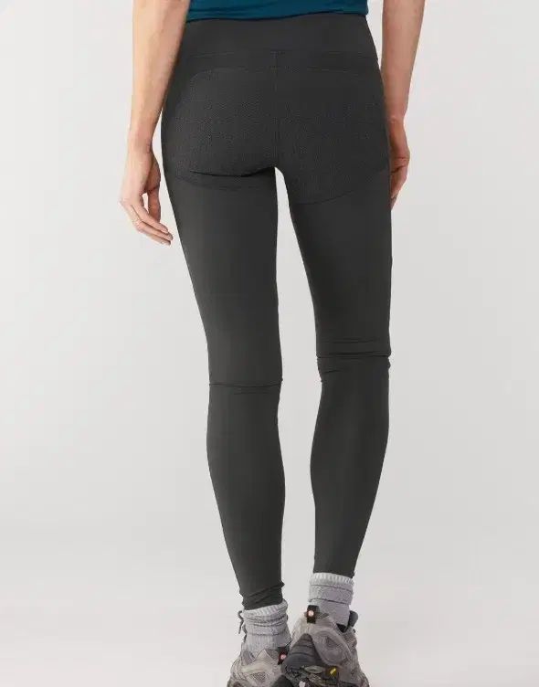 トレッキングタイツ