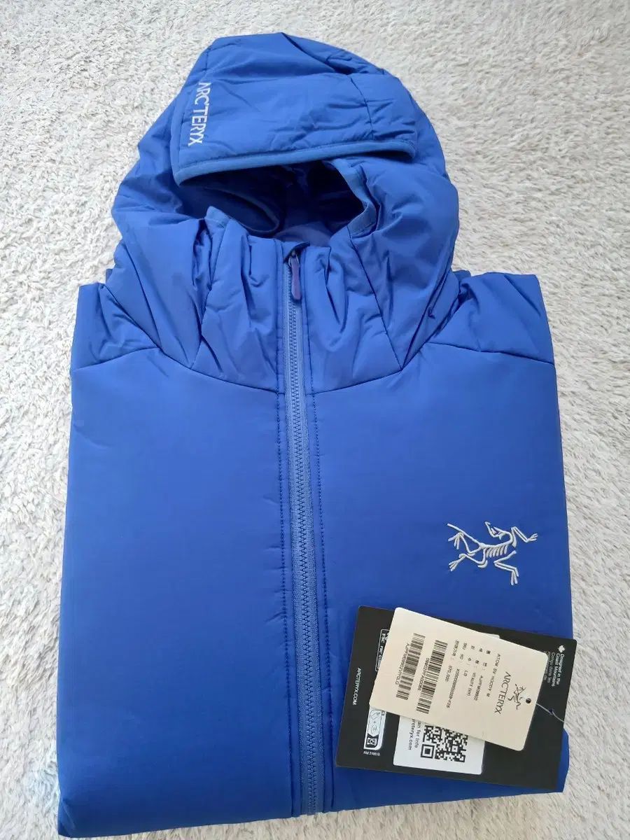 25 FW アークテリクス アトムSV フーディ バイタリティー LG