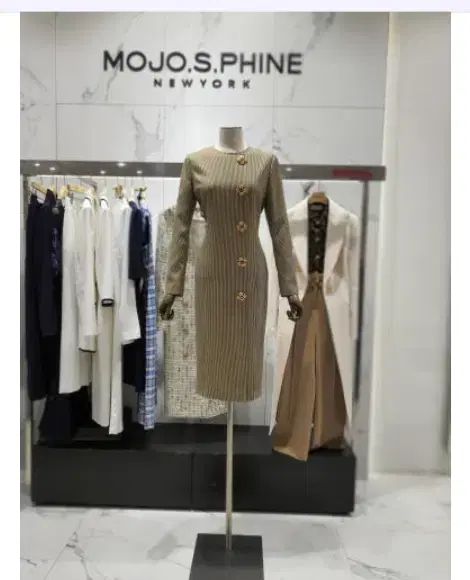 MOJO.S.PHINE モジョエスピン GOLD ボタン ONE PIECE サイズ66