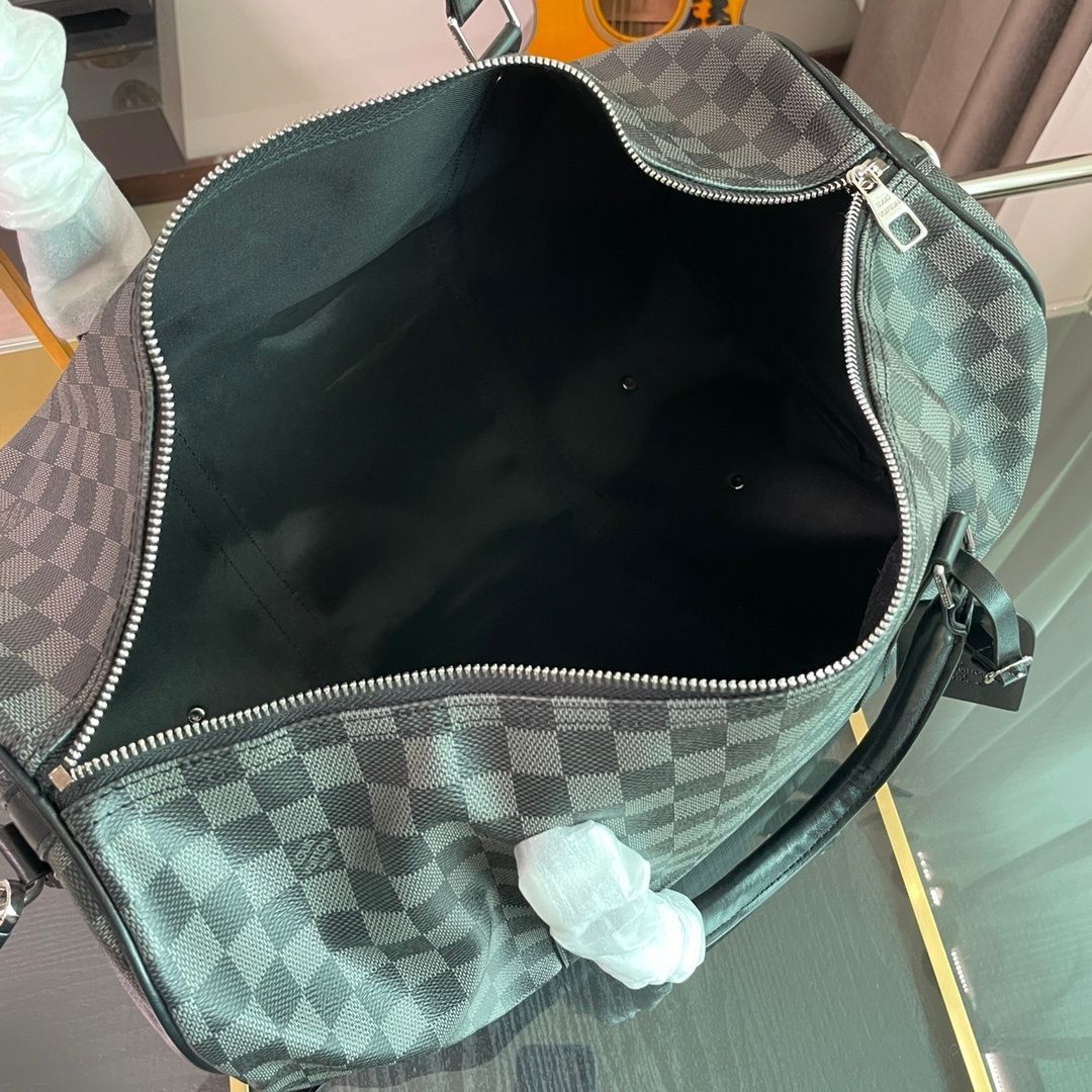 未使用品】最終値下げ LOUIS VUITTON ルイヴィトン ショルダーバッグ