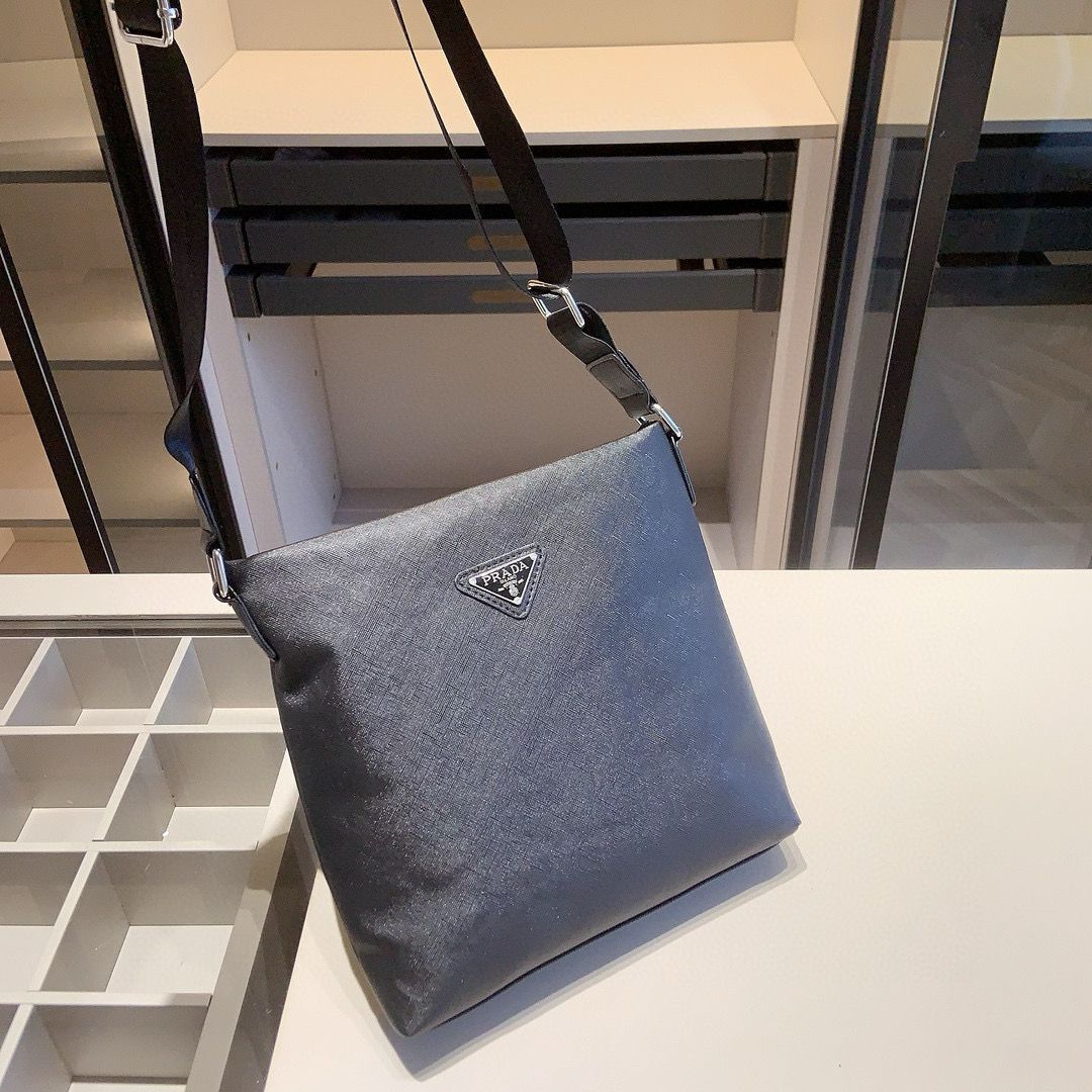 綺麗 PRADA プラダ メンズ ビジネスバッグ ショルダーバッグ 財布 3点