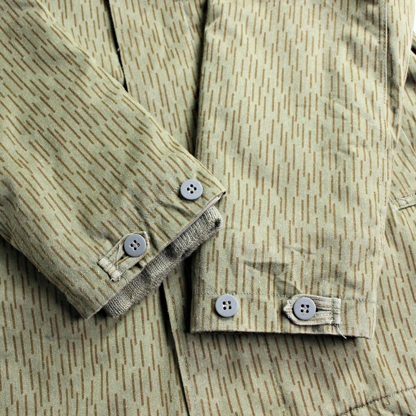 旧東ドイツ軍 NVA レインドロップカモ 中綿入り ジャケット 70s～80s