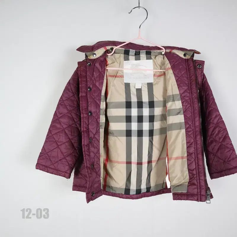 1282 バーバリー Children/女の子/キルティングジャケット/2Y - メルカリ