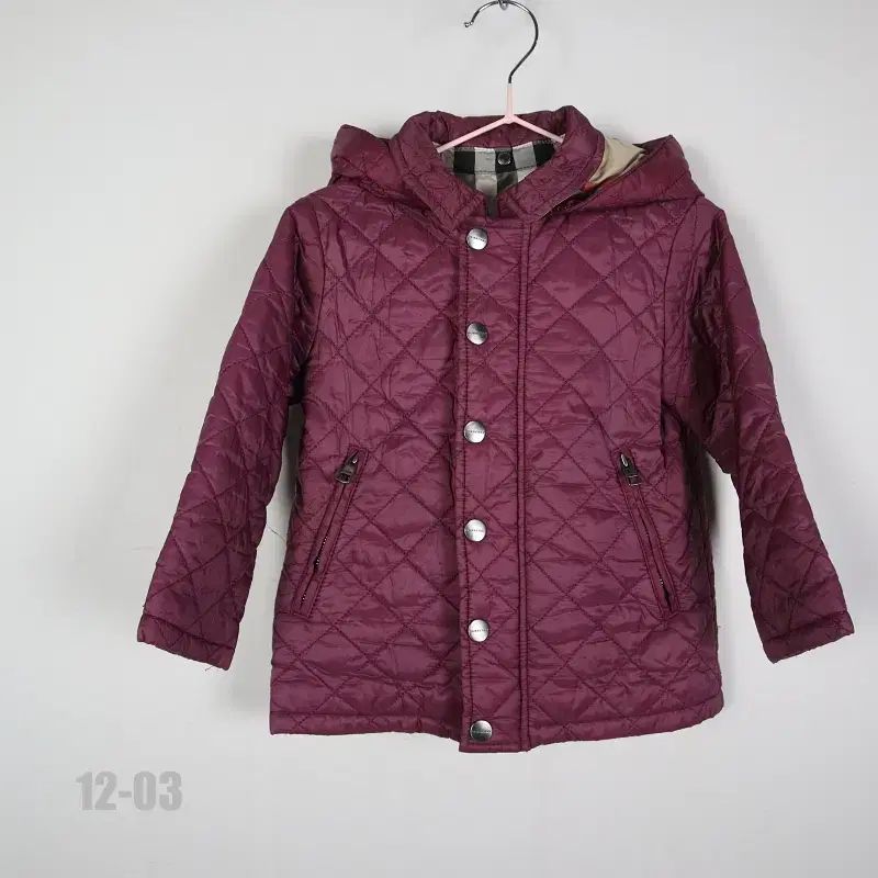 1282 バーバリー Children/女の子/キルティングジャケット/2Y - メルカリ