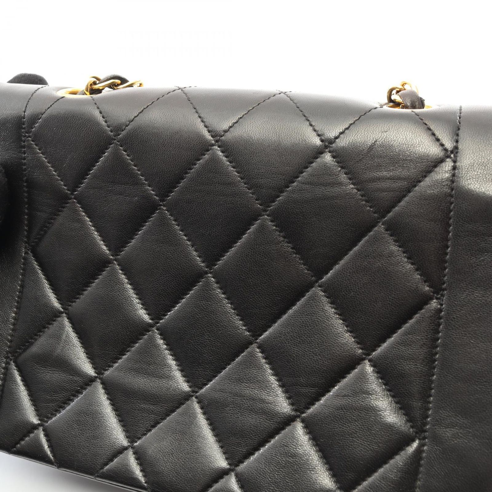 シャネル CHANEL マトラッセ ダイアナフラップ ショルダーバッグ バッグ ラムスキン（羊革） レディース ブラック系 【中古】 C (やや傷や汚れあり)】シャネル CHANEL マトラッセ ダイアナフラップ