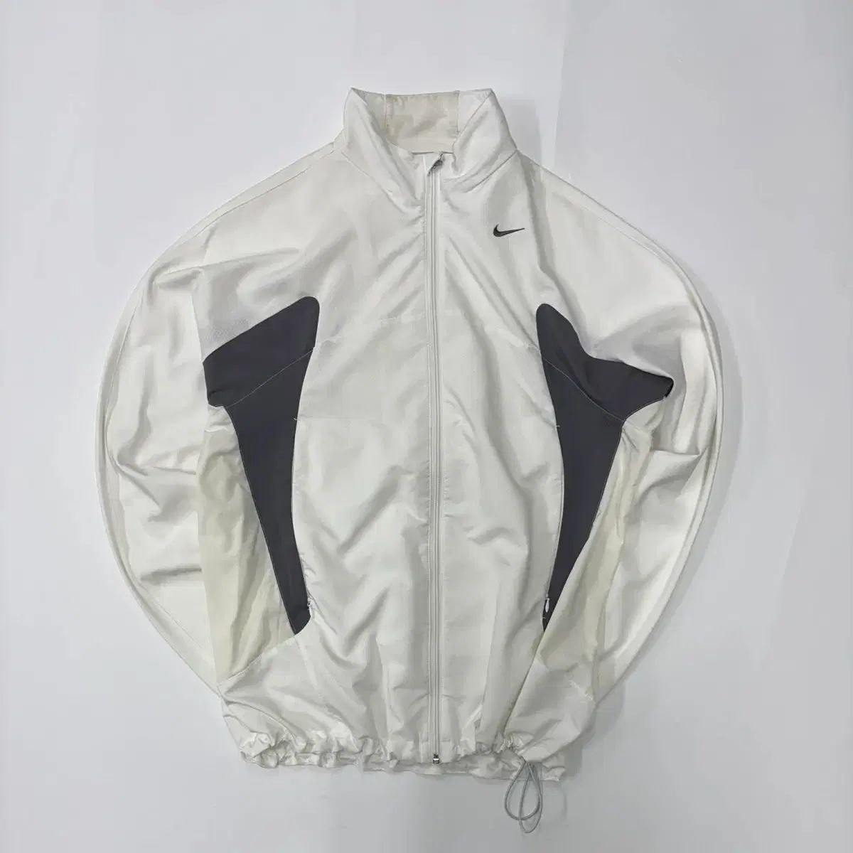 ナイキ 00s ソロ スウッシュ 白 オールドスクール ウィンドブレーカー