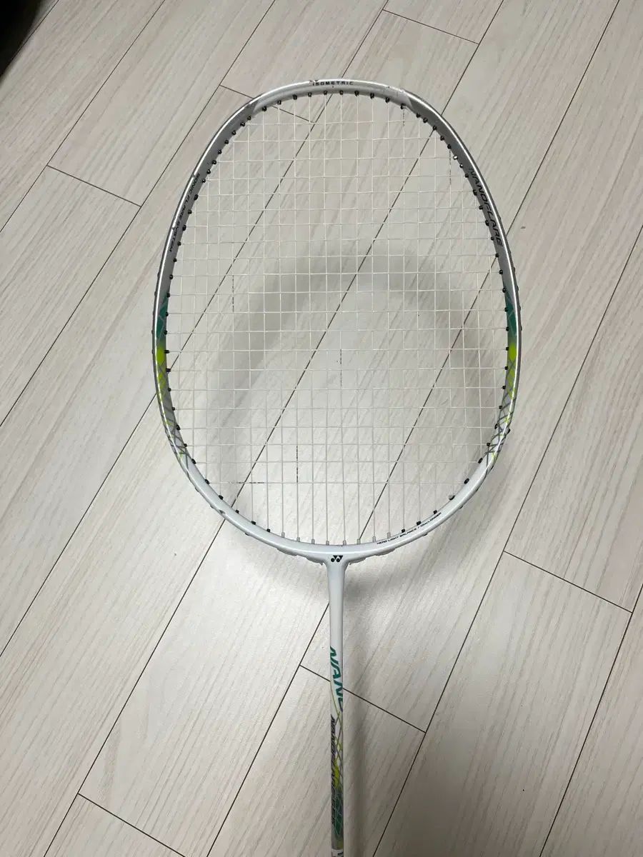 ヨネックス ₍ナノフ 555 수리ハン HAN バドミントン ラケット