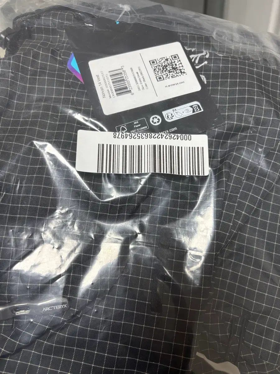 XS ノルバン 14 Arcteryx Norvan