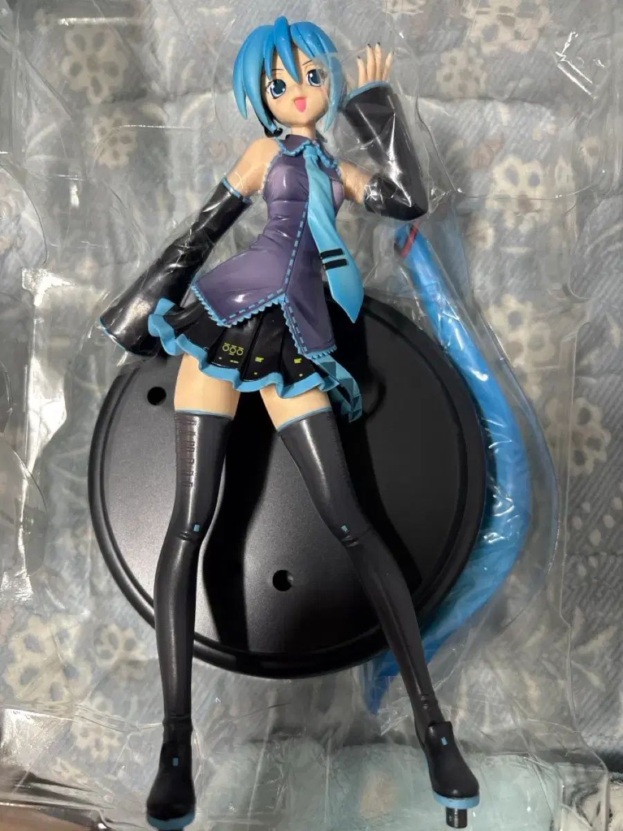 初音 ミク フィギュア ゴー クラシック 美少女