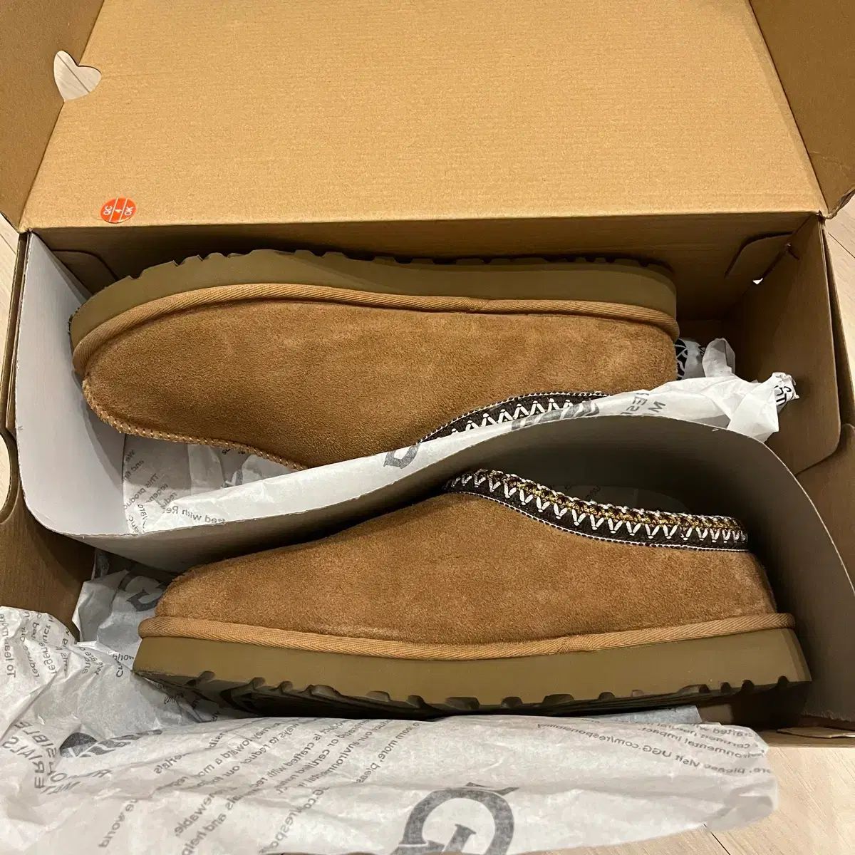 270 UGG タスマン チェスナット 1