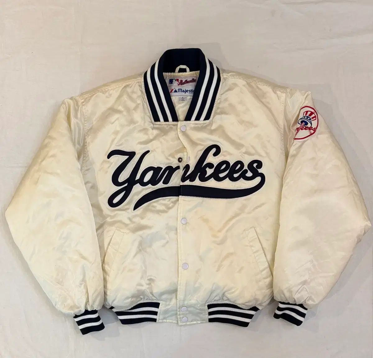 90s New York Yankees Majestic ジャケット 90s レアカラー マジェスティック NEW YORK YANKEES オープン