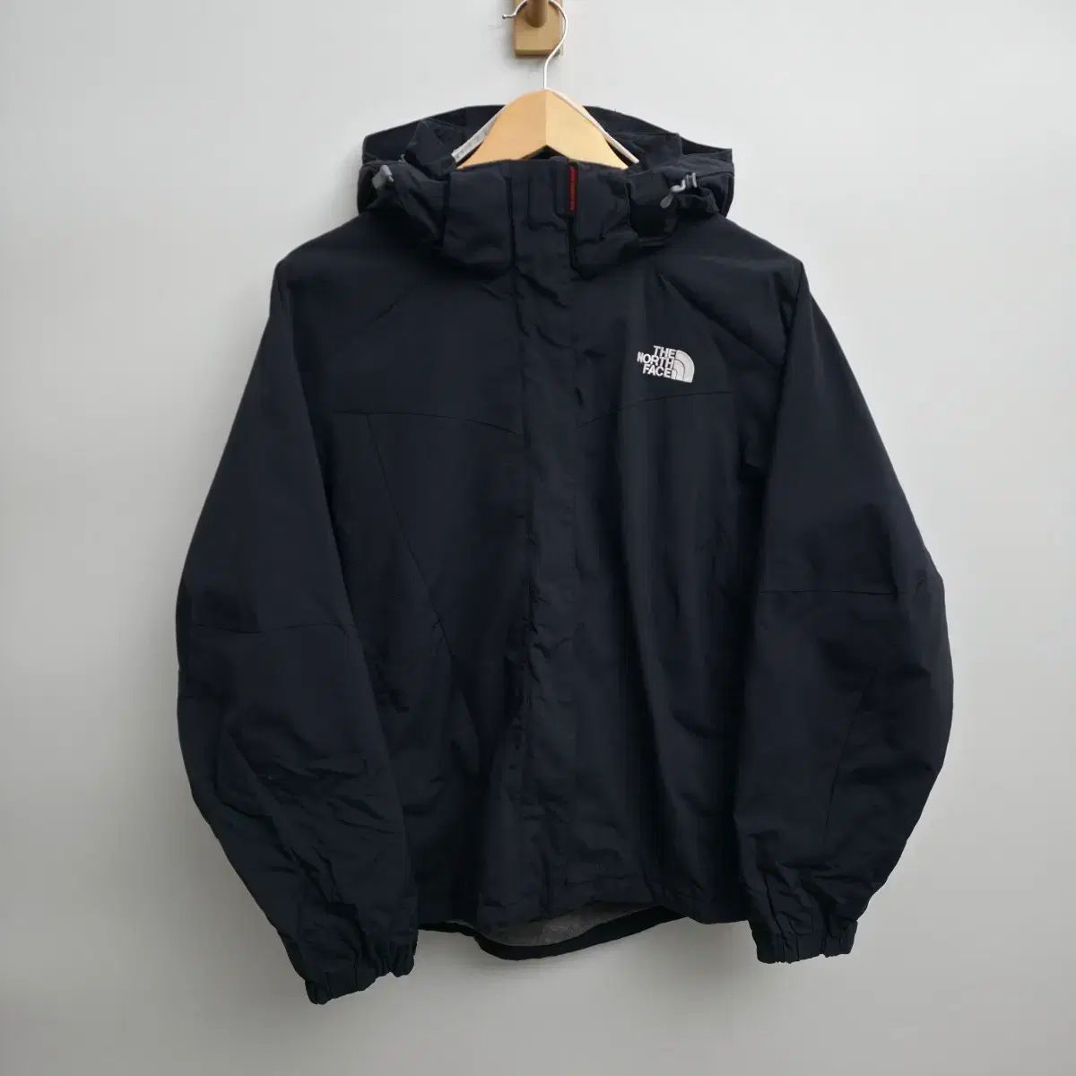 S ザノースフェイス ハイベント テック ウィンドブレーカー