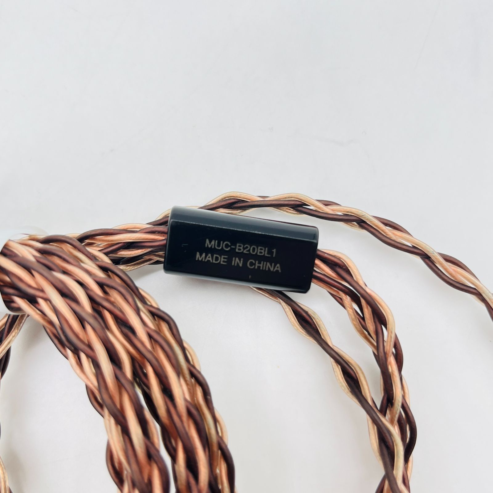 ヘッドホンリケーブル MUC