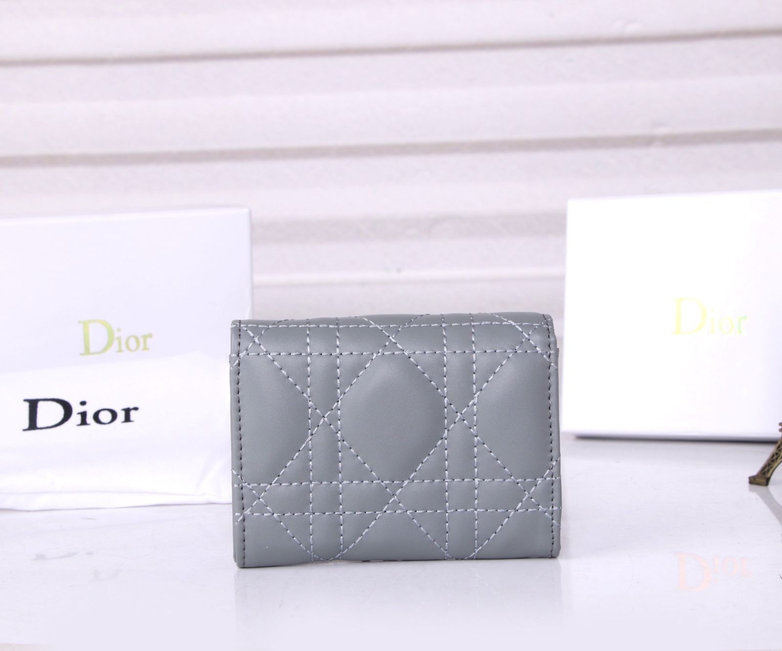 未使用品】最終値下げChristian Dior クリスチャンディオール 折り財布