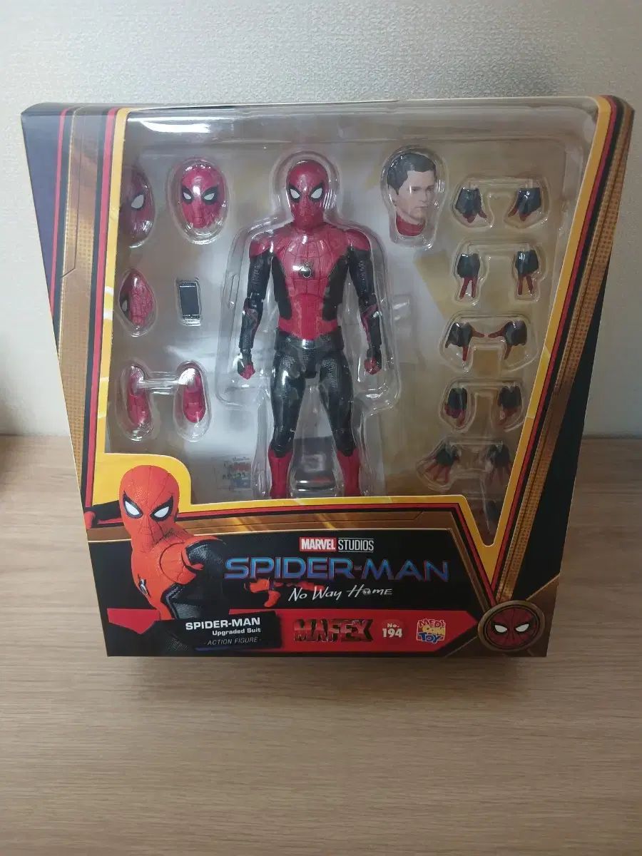 破格 マペックス スパイダーマン アップグレード スーツ アクション フィギュア