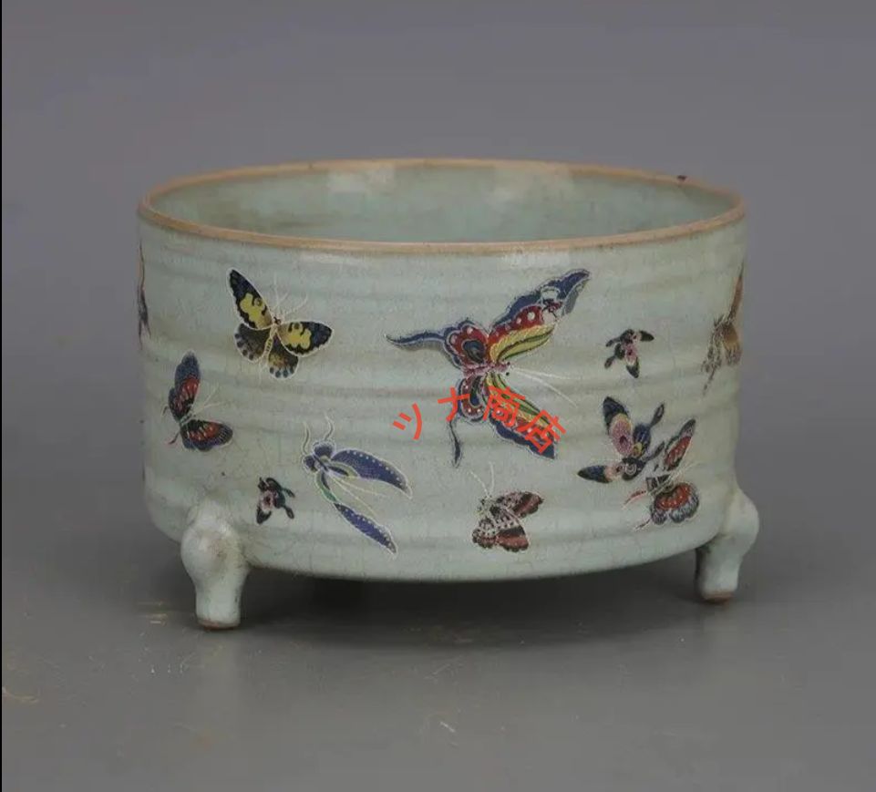 蝶恋花三足香炉 陶磁器 現代工芸品 美術品 装飾品 置物 蝶恋花三足香炉 陶磁器 現代工芸品 美術品 装飾品 置物 - メルカリ