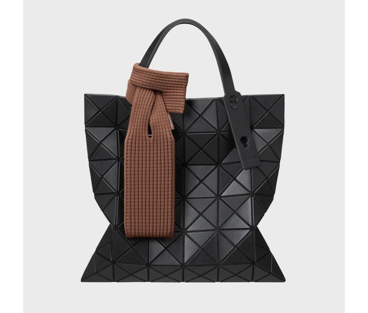 新品未開封】iPhone Pocket by ISSEY MIYAKE イッセイミヤケ ショート