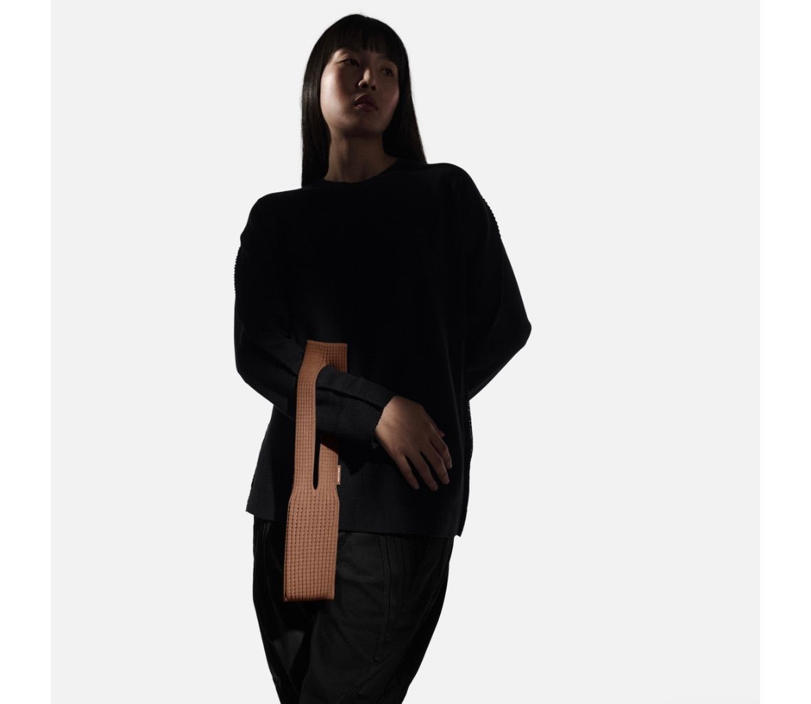 新品未開封】iPhone Pocket by ISSEY MIYAKE イッセイミヤケ ショート