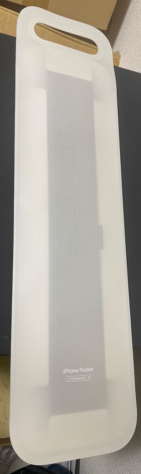 新品未開封】iPhone Pocket by ISSEY MIYAKE イッセイミヤケ ショート