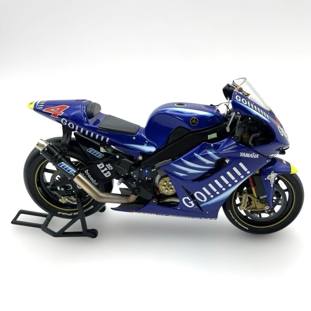 ミニチャンプス 1/12 ヤマハ YZR-M1 ゴロワーズ テック3 アレックス