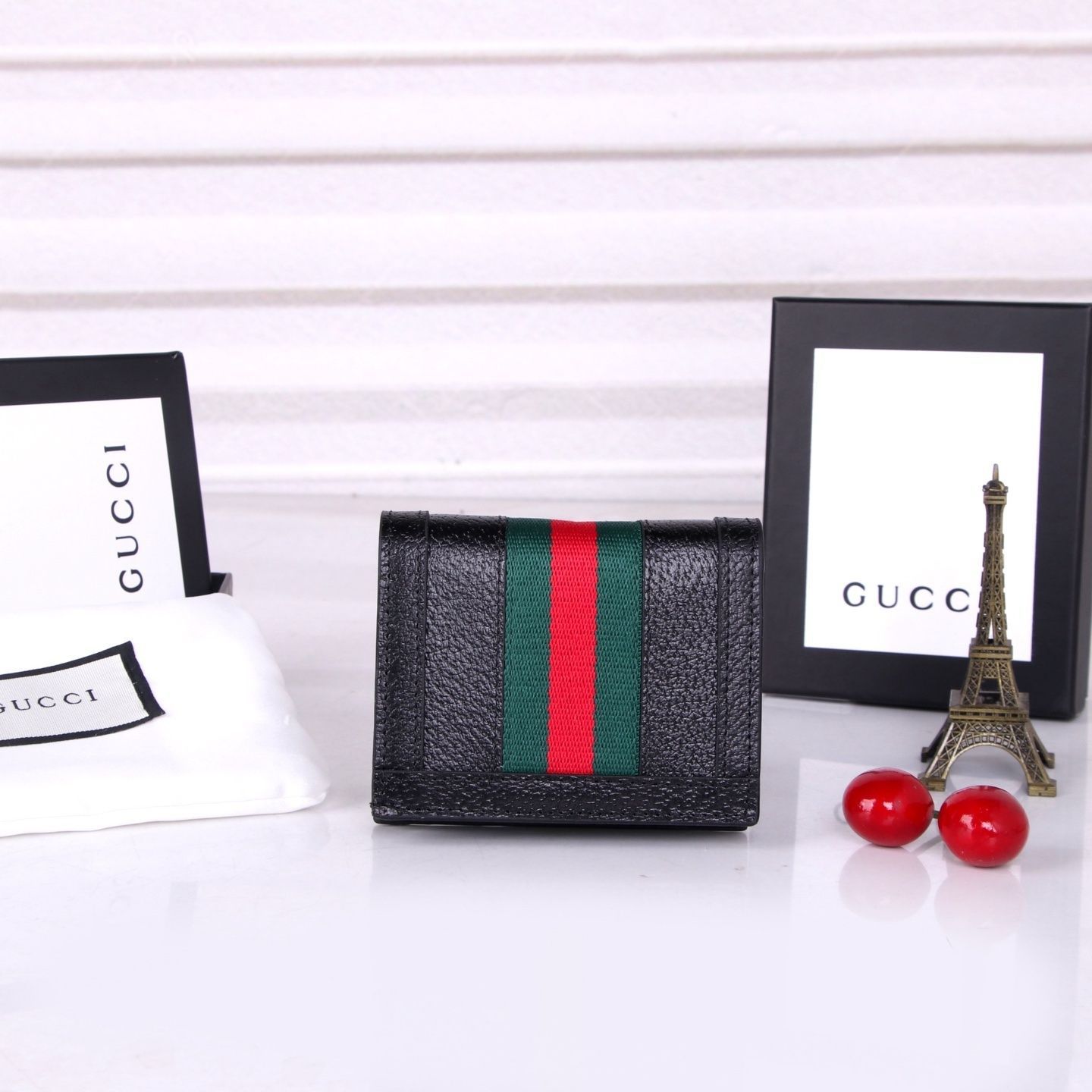 GUCCI折りたたみ財布　出品残り１日　最終お値下げ org.jpg