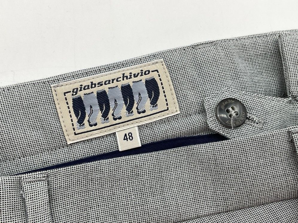 【ほぼ未使用】 giab's ARCHIVIO ジャブスアルキビオ 48 グレー 未使用 48 giab's ARCHIVIO ジャブスアルキビオ DAVINCI ワンタック