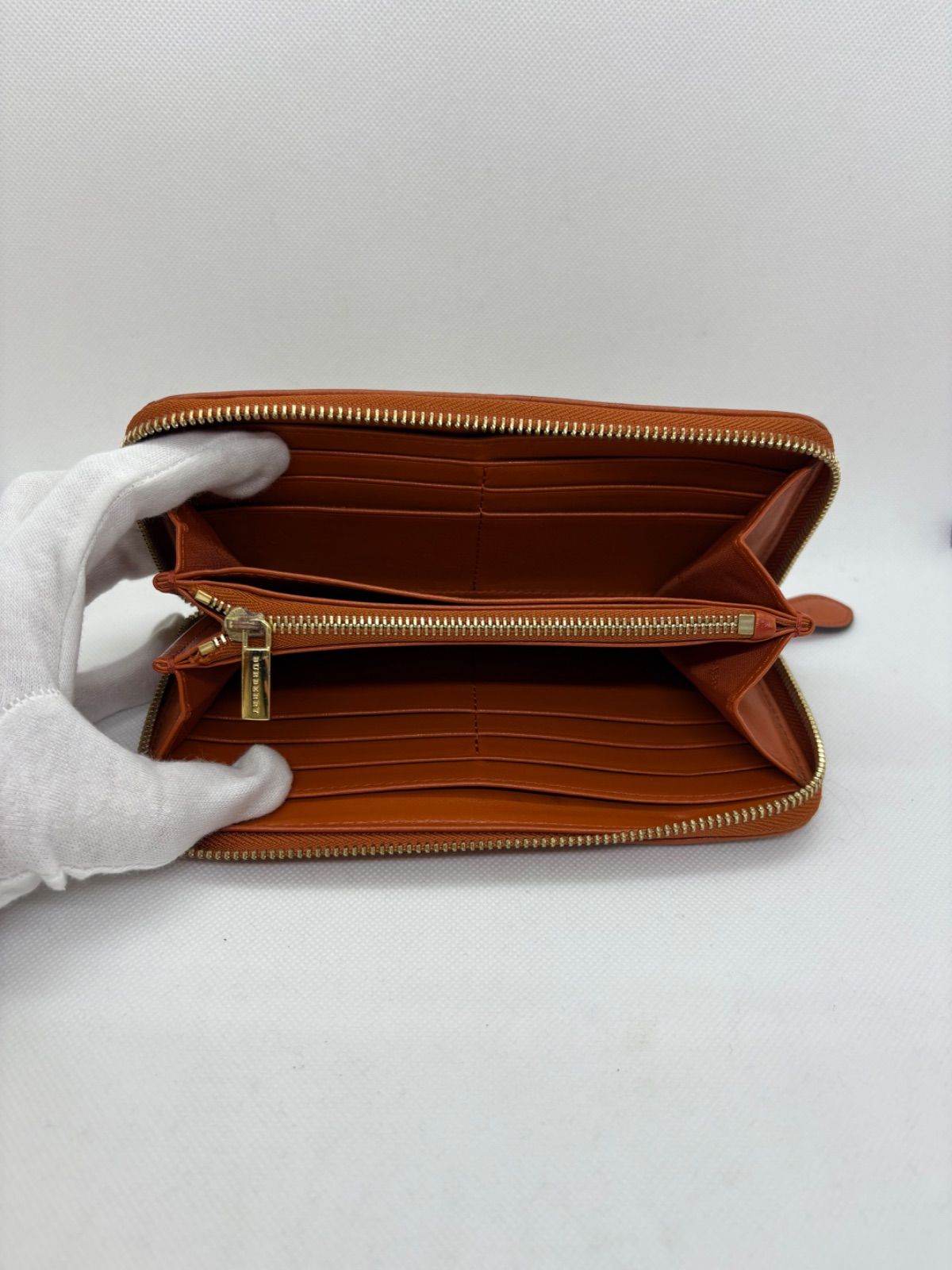 BURBERRY(バーバリー) 長財布 ノバチェック ラウンドファスナー