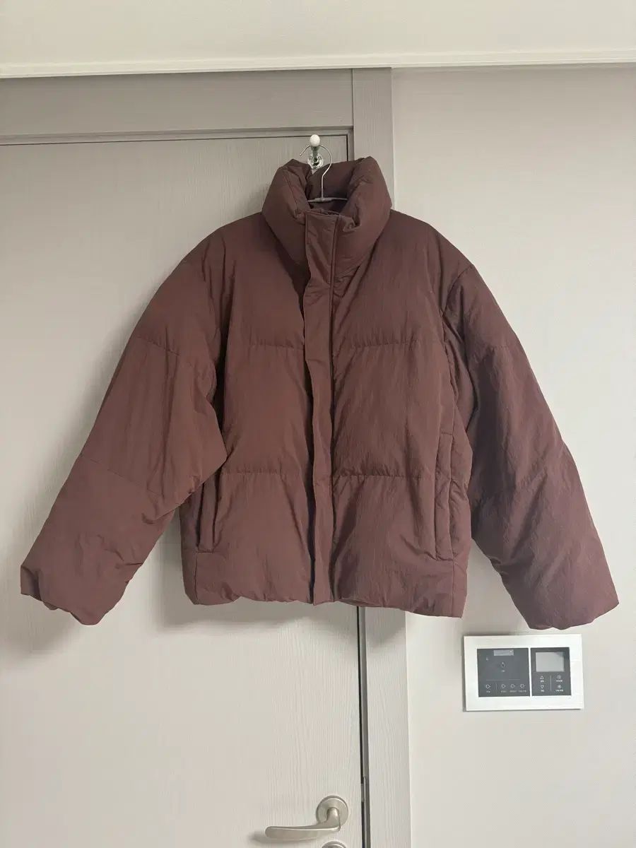 ユニクロ ボリュームパデッドパーカ M ユニセックス