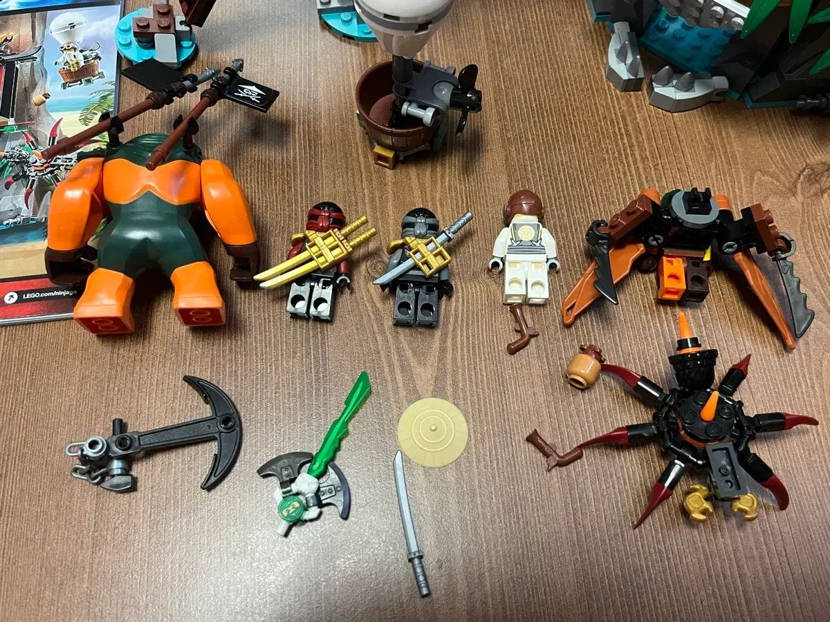  LEGOニンジャゴー タイガーウィドウ Island 70604 その他 おもちゃ