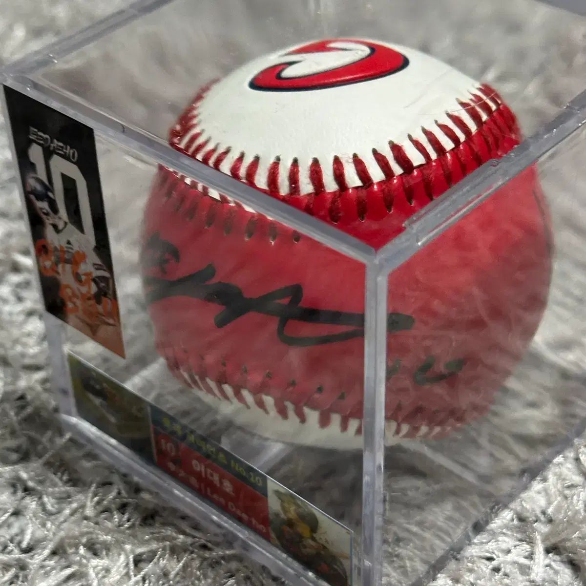 ロッテ・ジャイアンツ 李大浩（イ・デホ）サイン入りボール - メルカリ