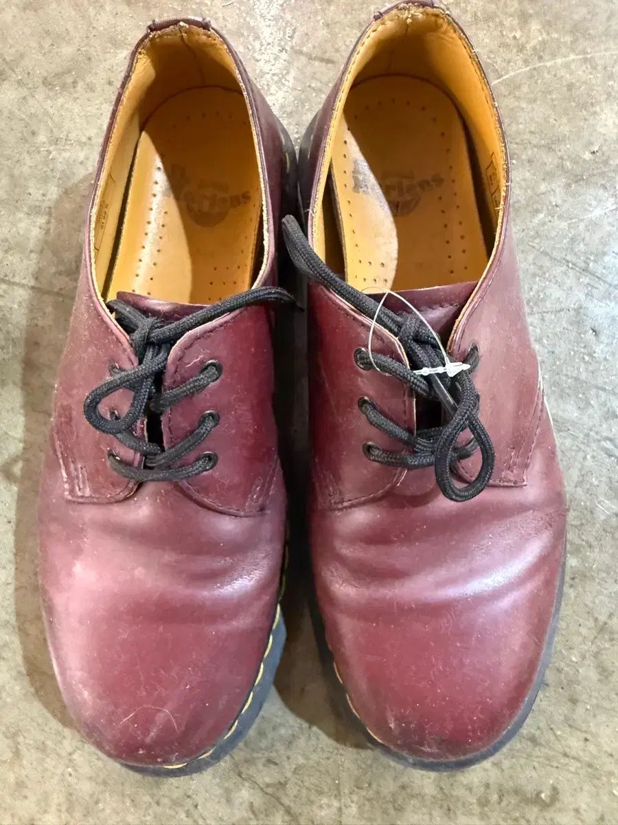 DR. MARTENS ドクターマーチン 3ホール さくらんぼレッド 250 mm