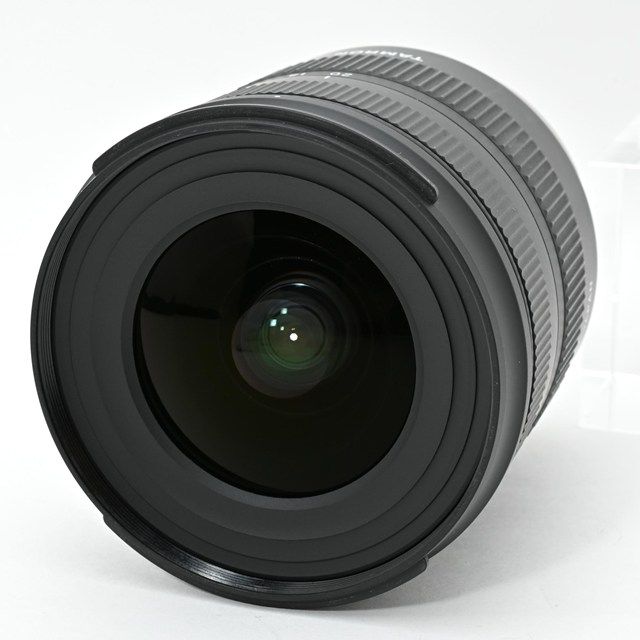 TAMRON 11 20 mm F 2 8 Di III A RXD B 060 ソニーEマウント 超広角ズーム 明るいF レンズフード付 レンズ本体きれい