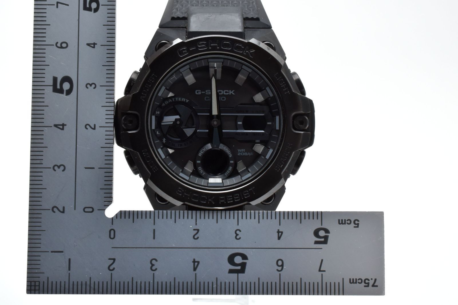 ソーラー腕時計