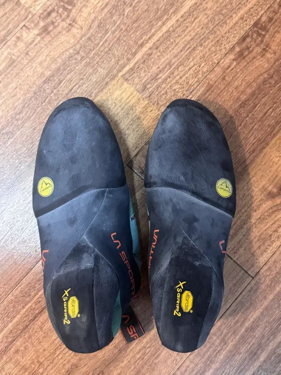 ラ スポルティバ マントラ サイズ40