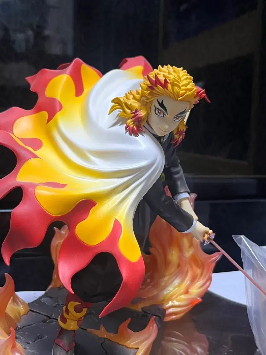 コトブキヤ ARTFX J 鬼滅の刃 煉獄杏寿郎 18 完成品フィギュア