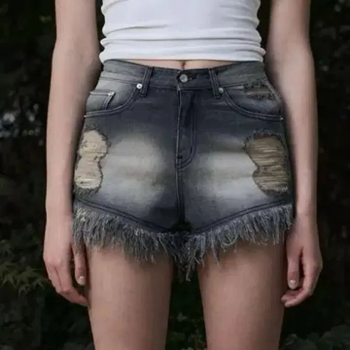 BOHEMSEO(ボヘミアンソウル) ダメージデニムショートパンツ BOHEMSEO(ボヘミアンソウル) ダメージデニムショートパンツ BOHEMIAN
