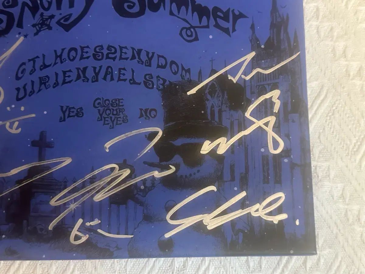 CLOSE YOUR EYES メンバー全員 直筆サイン入りアルバム CLOSE YOUR