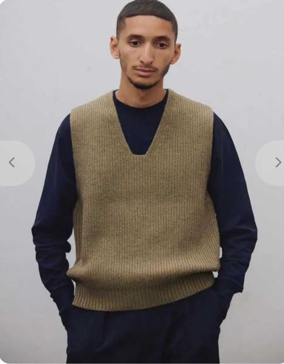 フィグベル A R C KNITTING VEST カーキ 2 サイズ 新品 商品 出品