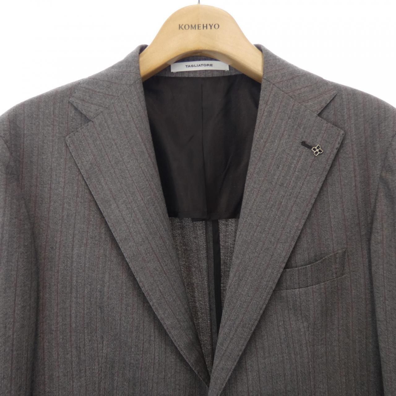 タリアトーレ AI スーツ