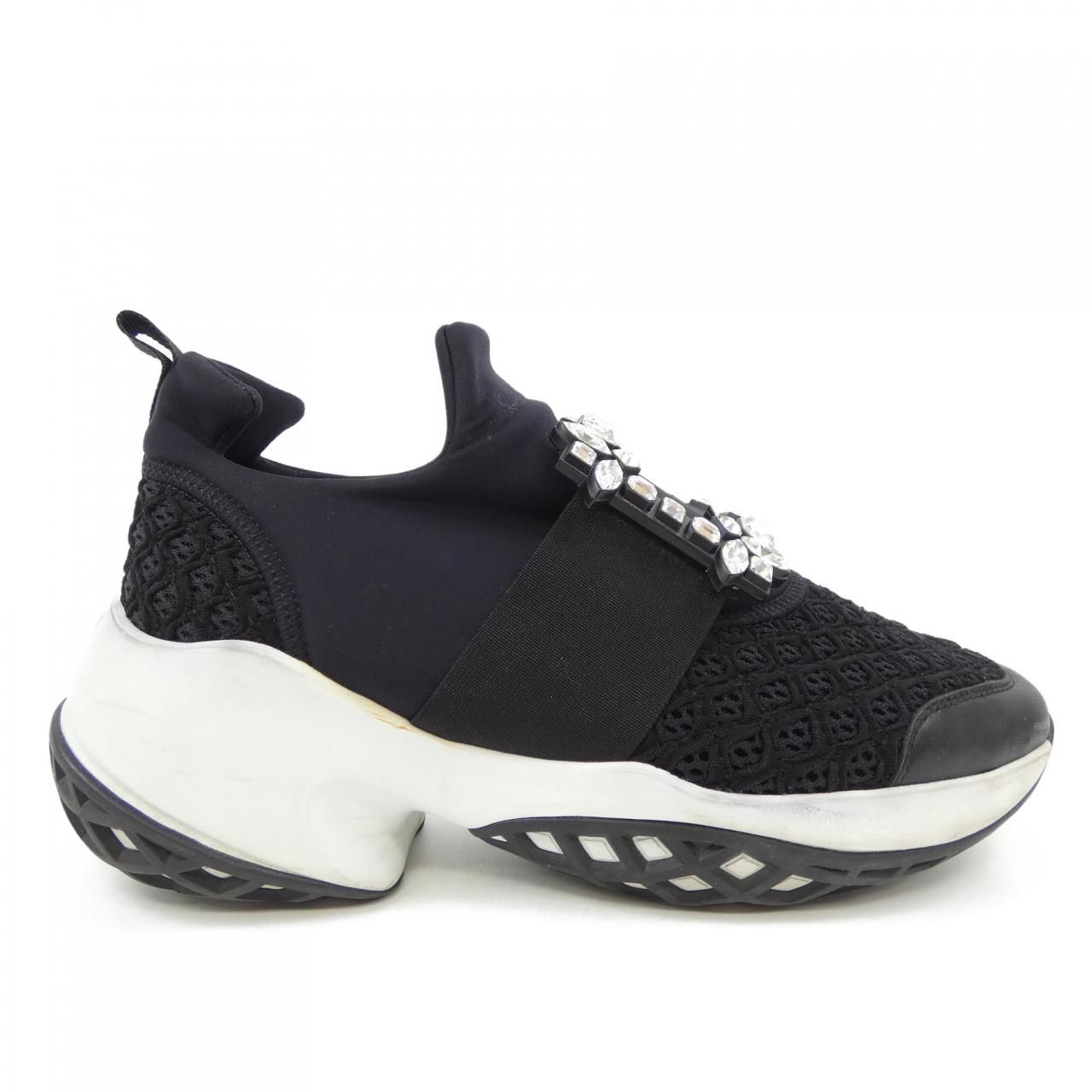 ロジェヴィヴィエ ROGER VIVIER ヴィヴ ラン ストラスバックル