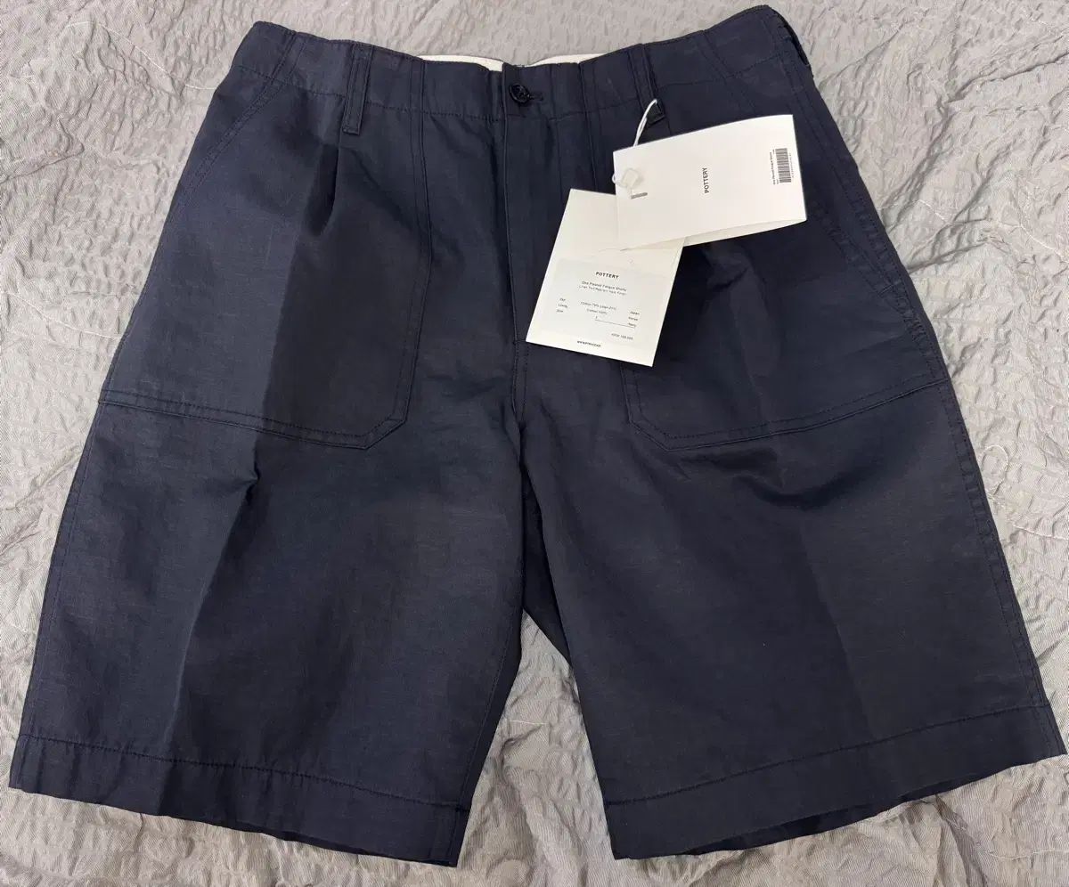 ポッタリー リネン ワン プリーツ ファティーグ ショーツ ネイビー 1 サイズ